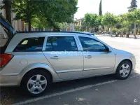Usado Opel Astra Enjoy 100 CV (73 kW) 2006 Blanco Familiar