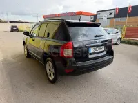 Usado Jeep Compass Sport 156 CV (114 kW) 2013 Negro SUV