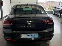 Usado VW Passat Executive 120 CV (88 kW) 2020 Gris Berlina