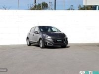 Usado Peugeot 208 Signature Sky 82 CV (60 kW) 2019 Gris Utilitario
