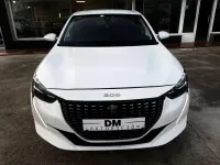 Usado Peugeot 208 Allure 102 CV (75 kW) 2020 Blanco Utilitario