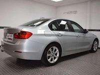 Usado BMW 318 143 CV (105 kW) 2013 Gris / plata Berlina
