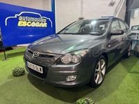 Usado Hyundai i30 Style 115 CV (84 kW) 2009 Gris / plata Berlina