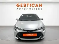 Usado Toyota Corolla Active 122 CV (89 kW) 2022 Plateado Berlina