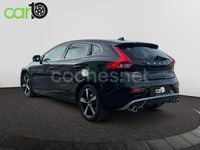 Usado Volvo V40 R-Design Momentum 120 CV (88 kW) 2019 Negro Berlina