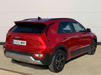 Usado Kia Niro 141 HP (103 kW) 2024 Vermelho SUV