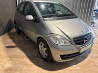 Usado Mercedes A160 Elegance 82 CV (60 kW) 2009 Gris / plata Monovolumen