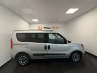Używany Fiat Doblò Trekking 120 KM (88 kW) 2022 Biały Minivan