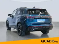 Usado VW Tiguan R-line 150 CV (110 kW) 2025 Azul SUV