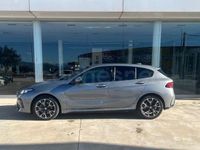 Usado BMW 120 Comfort Edition 163 CV (119 kW) 2025 Gris / plata Utilitario