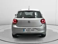 Usado VW Polo Advance 95 CV (69 kW) 2018 Gris Utilitario