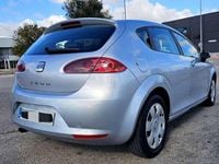 Usado Seat Leon 105 CV (77 kW) 2008 Gris Utilitario