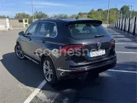 Usado VW Tiguan R-line 150 CV (110 kW) 2020 Negro SUV