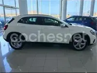 Usado Mercedes GLA180 122 CV (89 kW) 2018 Blanco SUV