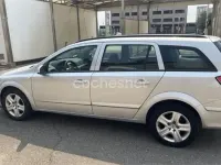 Usado Opel Astra Cosmo ST 110 CV (80 kW) 2010 Gris / plata Familiar