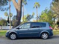 Usado Renault Grand Scénic II Dynamique 131 CV (96 kW) 2007 Plateado Monovolumen