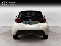 Usado Toyota Yaris Hybrid Style 116 CV (85 kW) 2021 Blanco Berlina