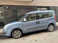 Usado Opel Combo Expression 105 CV (77 kW) 2012 Azul Monovolumen