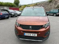 Usado Peugeot Rifter GT-line 130 CV (95 kW) 2019 Granate Monovolumen