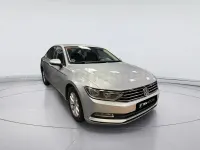 Usado VW Passat Edition 150 CV (110 kW) 2018 Gris / plata Berlina