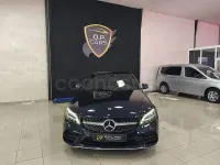 Usado Mercedes C220 194 CV (142 kW) 2019 Azul Berlina