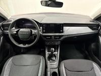 Nuevo Skoda Scala Essence 115 CV (84 kW) 2025 Rojo Utilitario