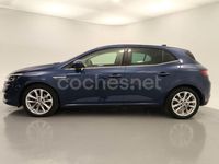 Usado Renault Mégane IV Zen 130 CV (95 kW) 2018 Azul Berlina