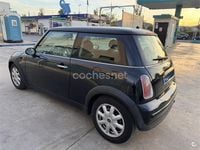 Usado Mini ONE 90 CV (66 kW) 2004 Negro Utilitario