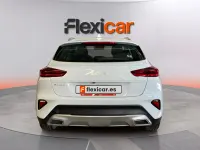 Usado Kia XCeed 120 CV (88 kW) 2022 Blanco SUV
