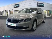 Usado Skoda Octavia Ambition 116 CV (85 kW) 2019 Beige Utilitario