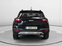 Usado Kia Stonic GT-Line 100 CV (73 kW) 2022 Negro SUV