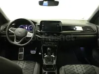 Usado VW T-Roc R-line 150 CV (110 kW) 2022 Gris / plata SUV