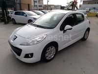 Usado Peugeot 207 68 CV (50 kW) 2014 Blanco Berlina