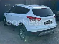 Usado Ford Kuga Titanium 140 CV (102 kW) 2013 Blanco SUV