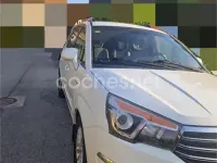 Usado SsangYong Rodius 155 CV (114 kW) 2015 Blanco Monovolumen