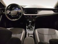 Usado Skoda Kamiq Selection 115 CV (84 kW) 2025 Gris plata SUV