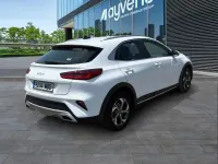 Usado Kia XCeed 120 CV (88 kW) 2022 Blanco SUV