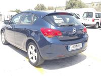 Usado Opel Astra Excellence 125 CV (91 kW) 2013 Azul Utilitario