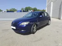 Usado Mazda 3 Sportive 150 CV (110 kW) 2004 Violeta / lila Berlina