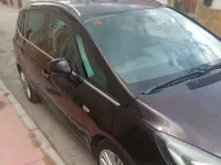Usado Opel Zafira Excellence 131 CV (96 kW) 2012 Marrón Monovolumen