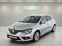 Usado Renault Mégane IV Zen 132 CV (97 kW) 2018 Gris Utilitario