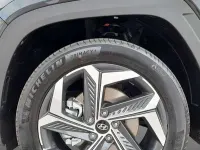 Usado Hyundai Tucson 265 CV (194 kW) 2024 Gris SUV