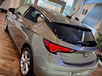 Usado Opel Astra Dynamic 110 CV (80 kW) 2016 Gris / plata Berlina