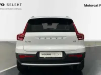 Nuevo Volvo XC40 Core 163 CV (119 kW) 2025 Crystal white m.c707e SUV
