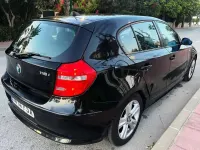 Usado BMW 116 116 CV (85 kW) 2007 Negro Utilitario