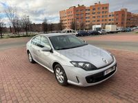 Usado Renault Laguna III Dynamique 140 CV (102 kW) 2010 Gris / plata Berlina