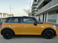 Usado Mini Cooper S 192 CV (141 kW) 2014 Amarillo Utilitario