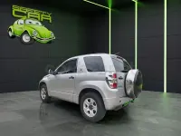 Usado Suzuki Grand Vitara 106 CV (77 kW) 2006 Gris / plata SUV