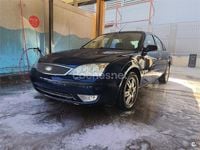 Usado Ford Mondeo Trend 115 CV (84 kW) 2004 Azul Berlina