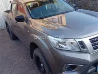 Usado Nissan Navara Visia 160 CV (117 kW) 2016 Gris / plata Pickup/Camioneta